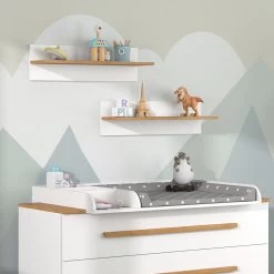 VitaliSpa Wandregal Hängeregal Ablageregal Malia Weiß Eiche Modern 70x20 Cm Kinderzimmer Regal Babyzimmerregal Kindermöbel Babymöbel Ablage Aufbewahrung -Heimische Küche Geschäft 8600343700 38156 prod 004